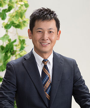 代表取締役社長　横山　俊介